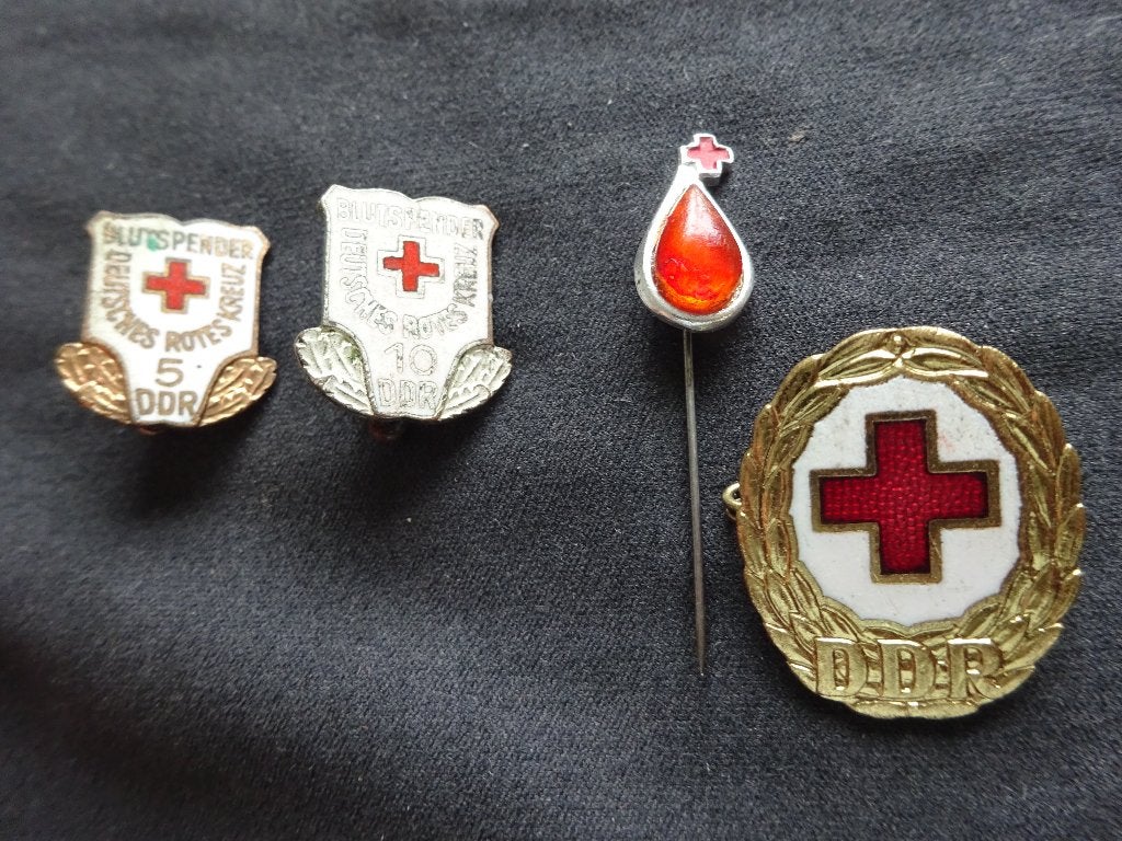 DDR:  Deutschen Roten Kreuzes der DDR   rode kruis ddr, Ophalen of Verzenden