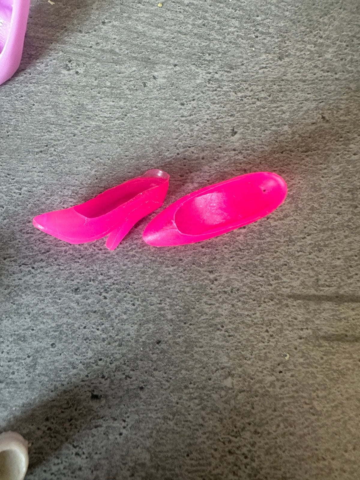 Hakken Barbie - Roze Barbie schoentjes, Verzamelen, Ophalen of Verzenden, Gebruikt
