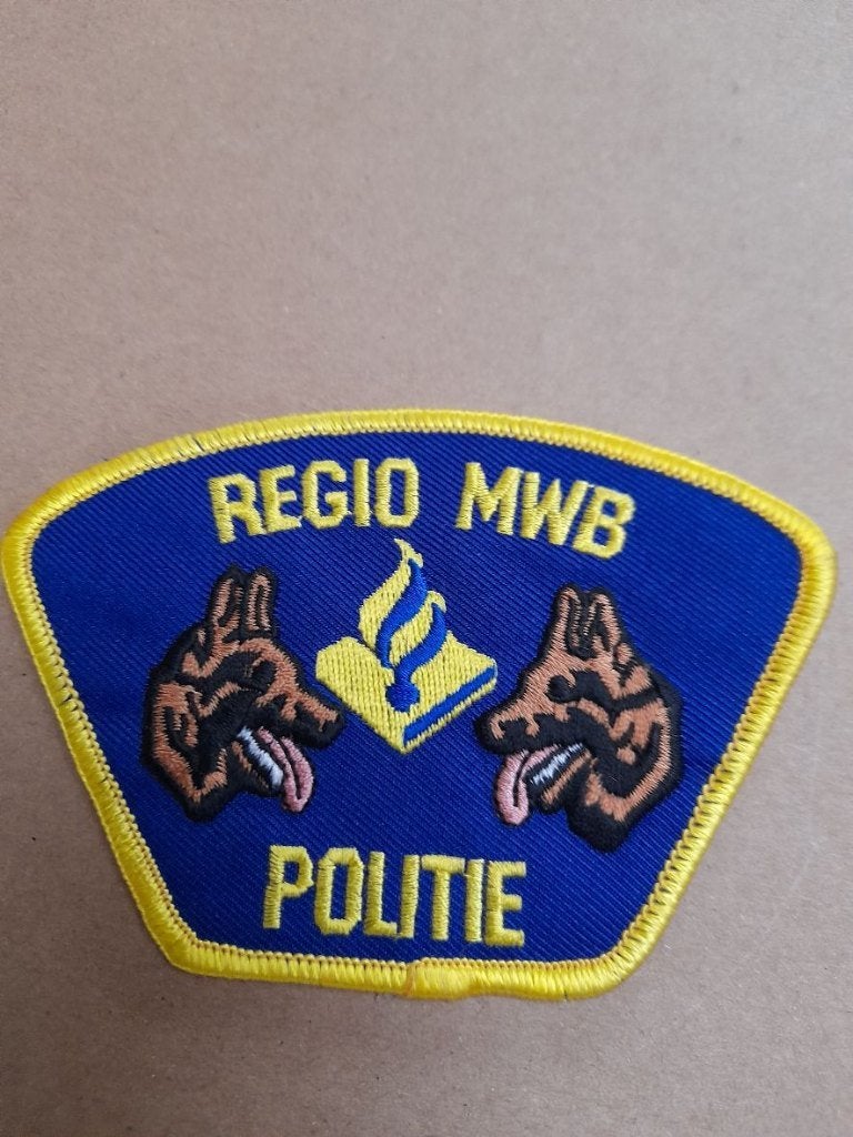 embleem K 9 police, Ophalen of Verzenden, Overige soorten, Nederland, Embleem of Badge