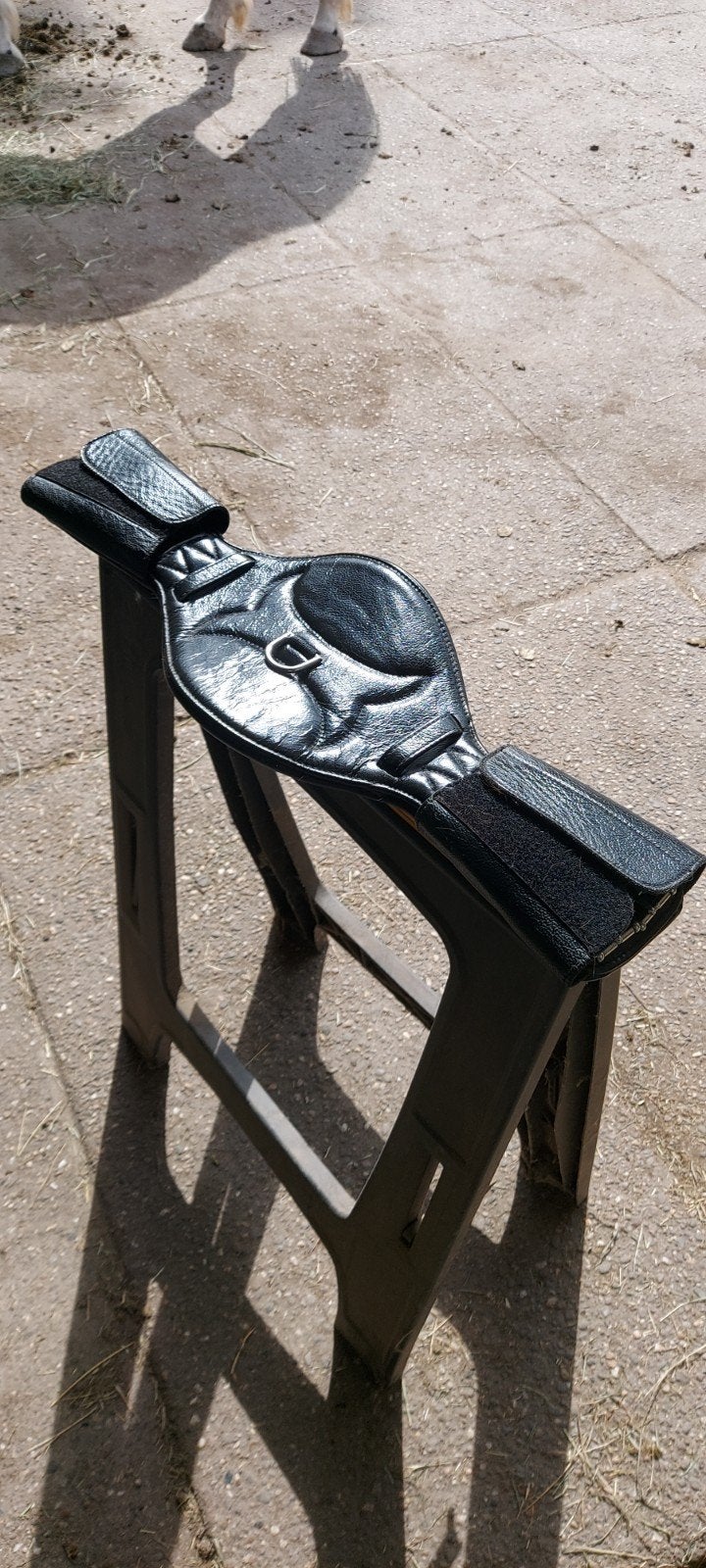 Leren singel 64 cm te koop, Ophalen of Verzenden, Zo goed als nieuw