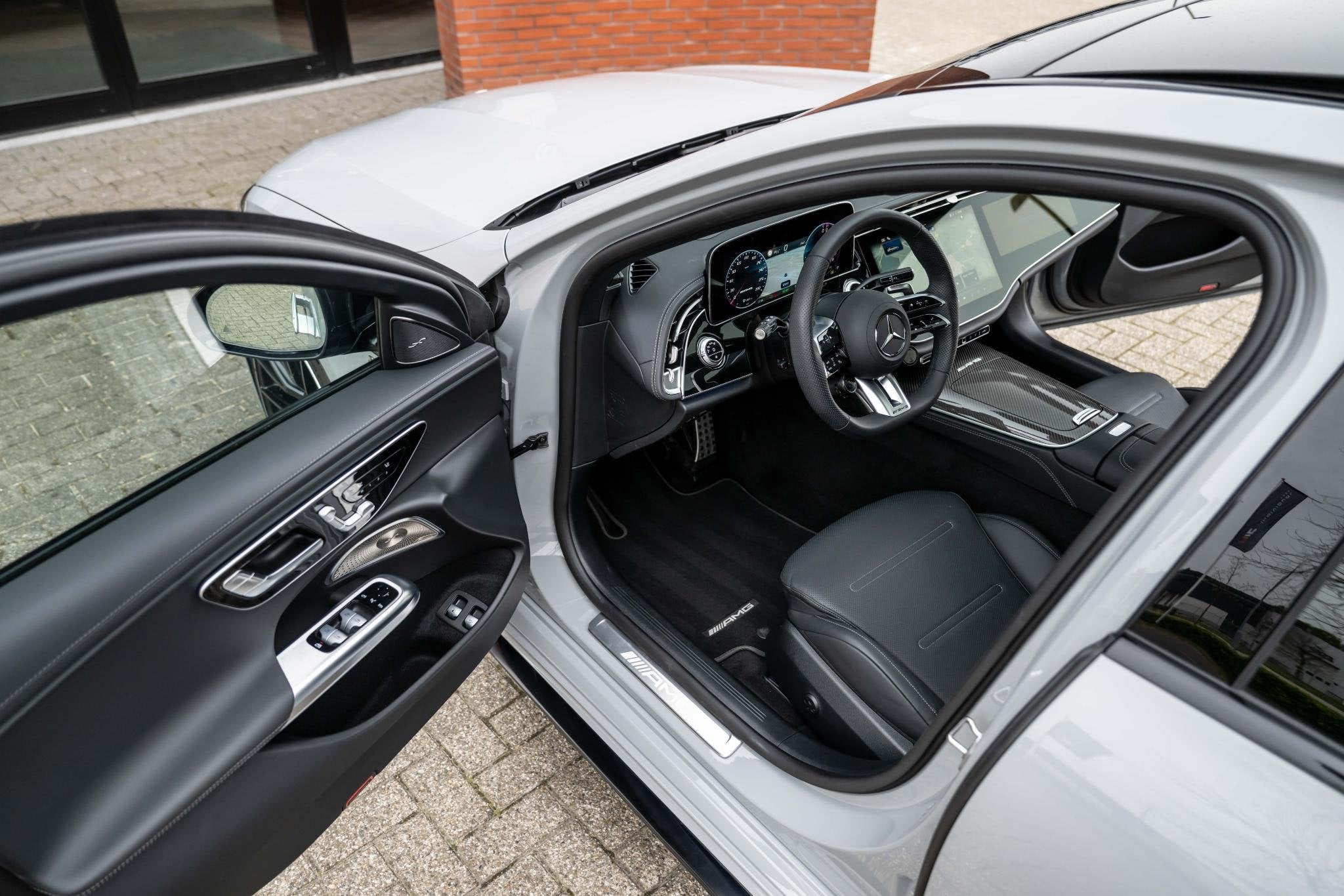 Mercedes-Benz E-klasse AMG 53 4MATIC+ 612pk Premium + Dynami, Auto's, Automaat, Dealer onderhouden, Gebruikt, 21 kWh