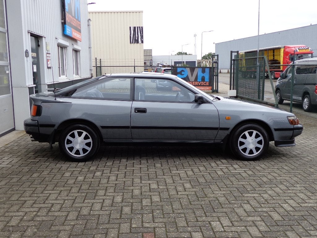 Toyota Celica 2.0 GT TwinCam 16V, foto 8