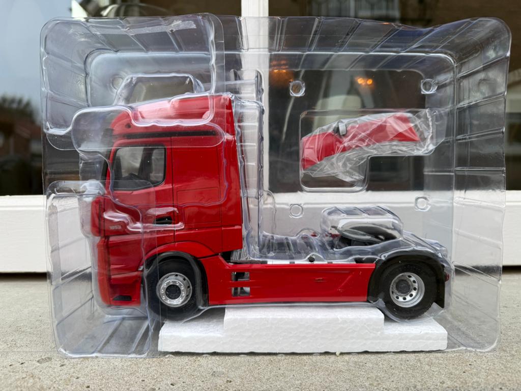 1:24 Mercedes Actros rood 2019 Truck Solido, Hobby en Vrije tijd, Modelauto's | 1:24, Nieuw, Ophalen of Verzenden, Bus of Vrachtwagen