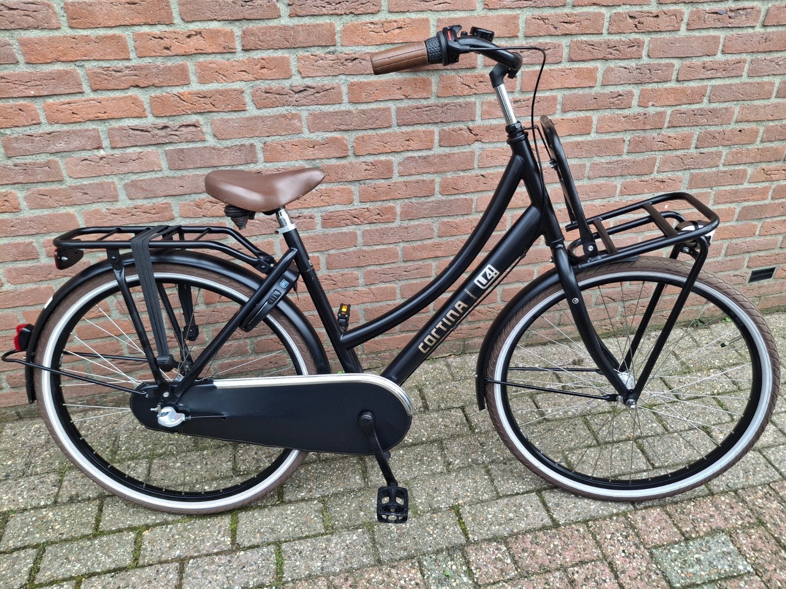 Cortina U4, Terugtraprem, Versnellingen, Zo goed als nieuw, Minder dan 47 cm
