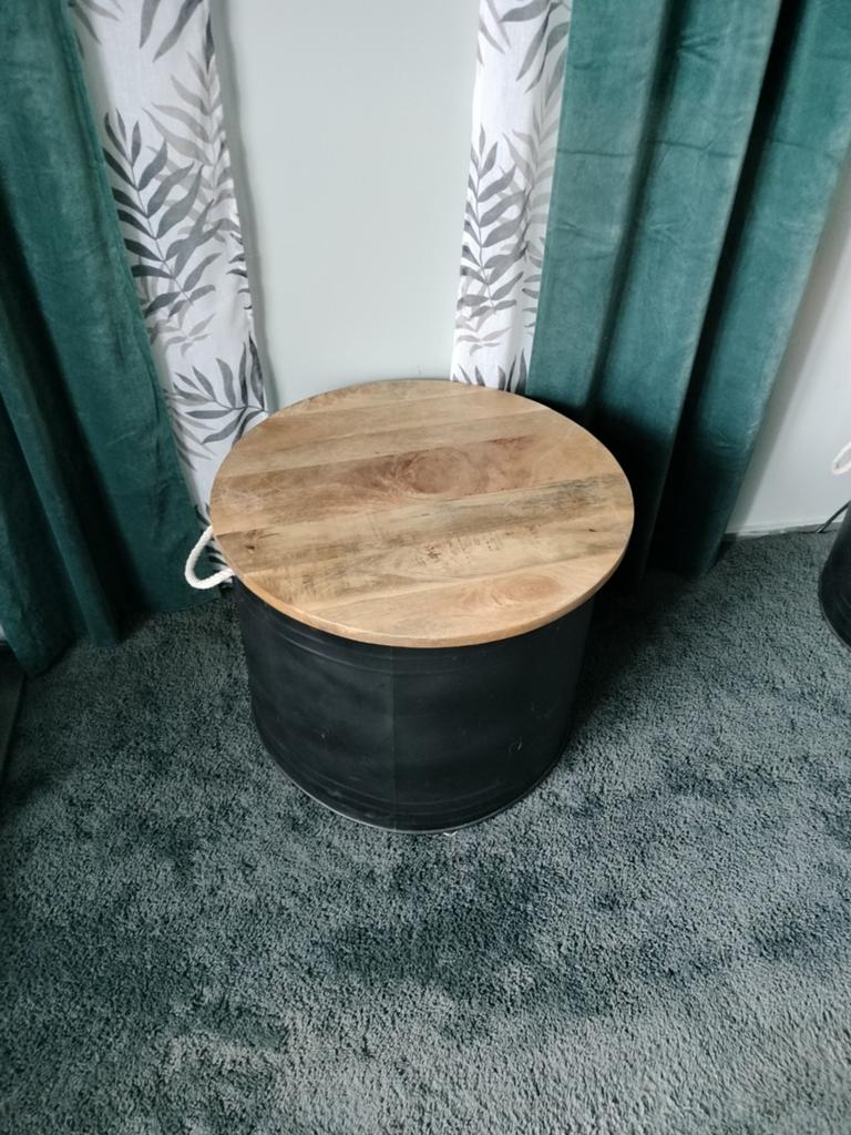 Ronde bijzettafel met mango houten blad en metalen onderstel, Gebruikt, Rond, Industrieel, Modern, 55 tot 75 cm
