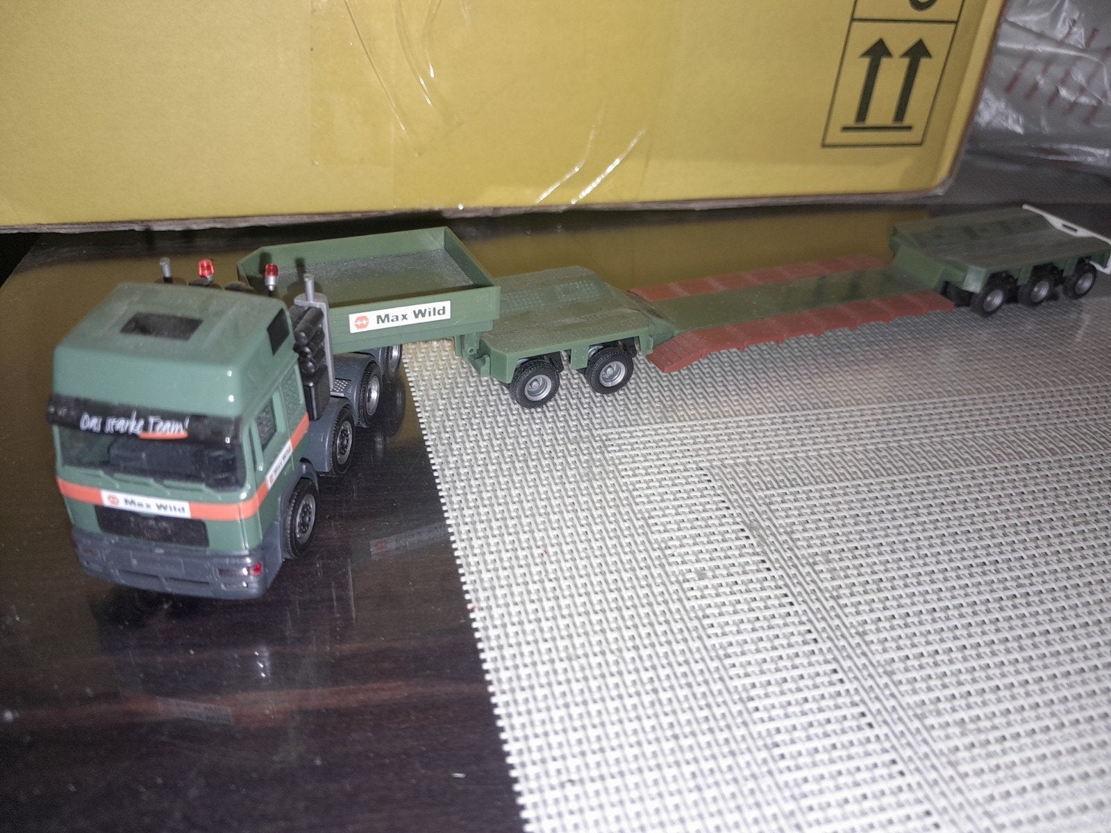 Max wild, Hobby en Vrije tijd, Modelauto's | 1:87, Ophalen of Verzenden, Bus of Vrachtwagen, Rietze