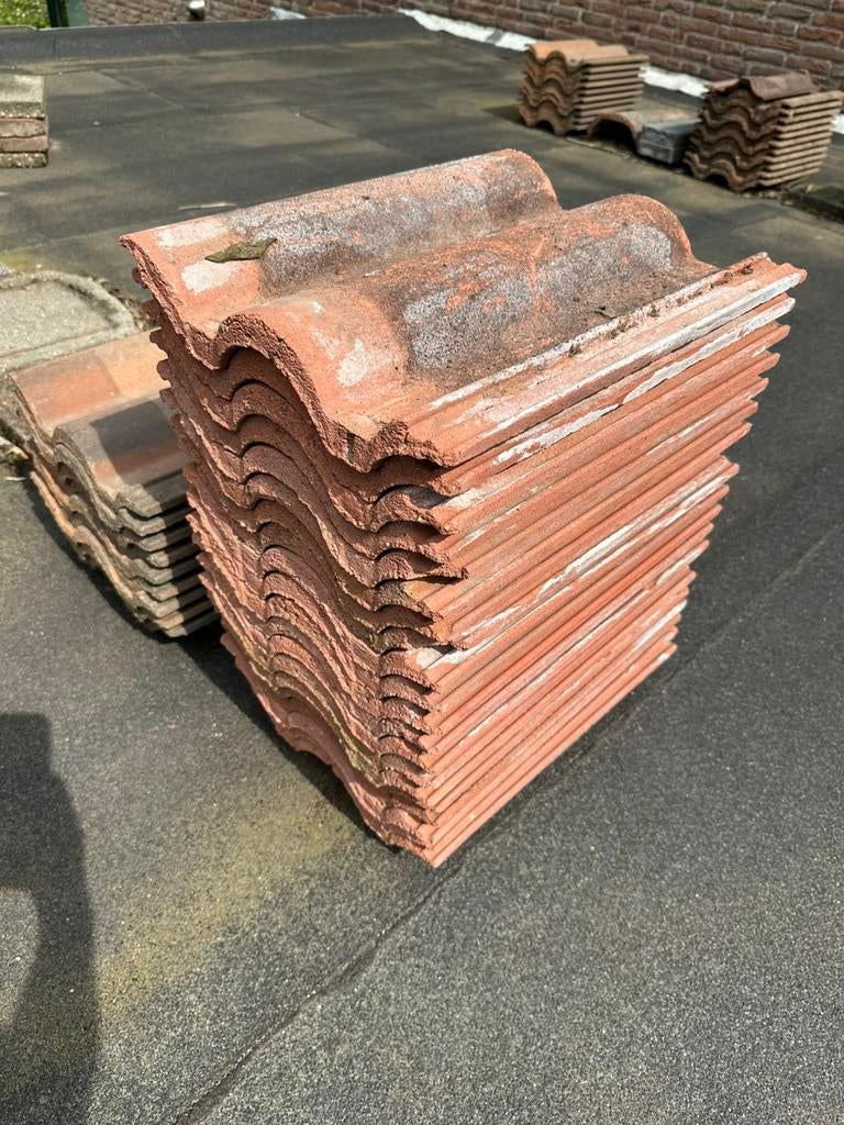 RBB Neroma dakpannen rood 20 stuks, Doe-het-zelf en Verbouw, Dakpannen en Dakbedekking, Ophalen, Gebruikt, Steen of Klei, Minder dan 5 m²