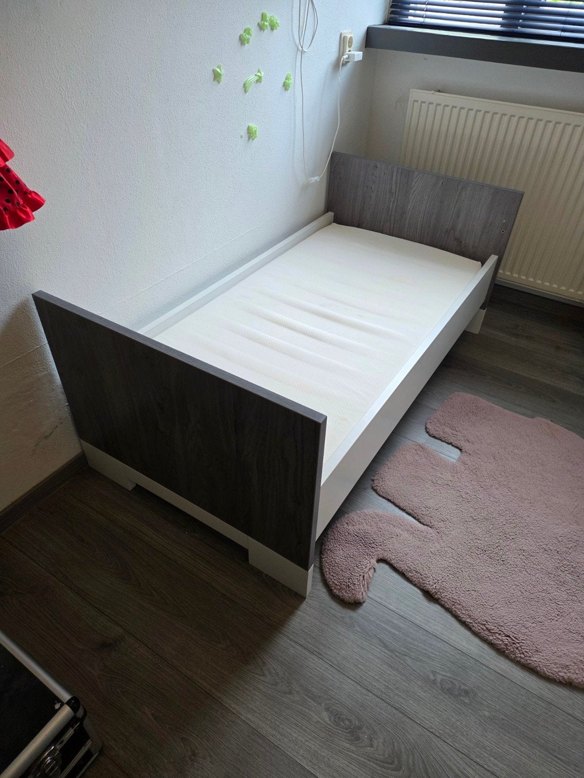 Ledikant meegroei bed 70x140 + Commode Chicago + extra's, Ophalen, Gebruikt, Jongetje of Meisje