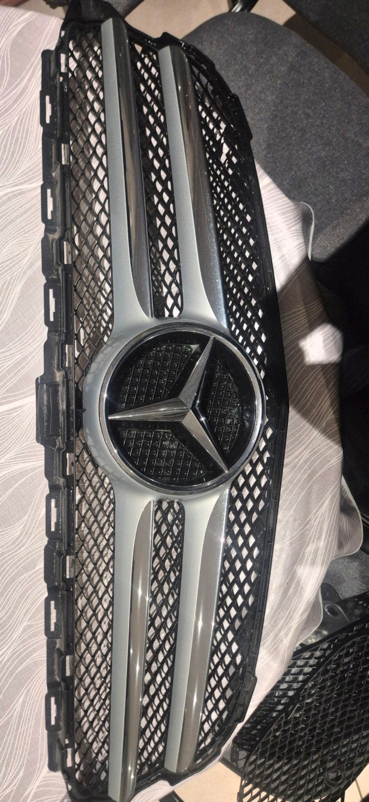 Originele Mercedes-Benz C-Klasse (W205) Grill inclusief Ster, Auto-onderdelen, Ophalen of Verzenden, Voor, Mercedes-Benz, Bumper