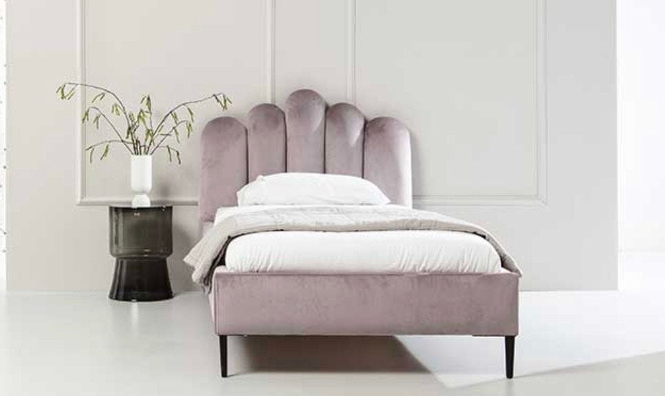 2x Eenpersoonsbed roze fluweel met schelp hoofdbord, Huis en Inrichting, Ophalen, 90 cm, Zo goed als nieuw, 200 cm