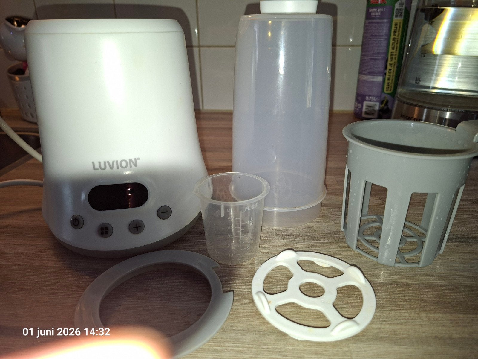 Luvion Flessenwarmer en Sterilisator, Kinderen en Baby's, Babyvoeding en Toebehoren, Gebruikt, Flessen- of potjesverwarmer, Ophalen