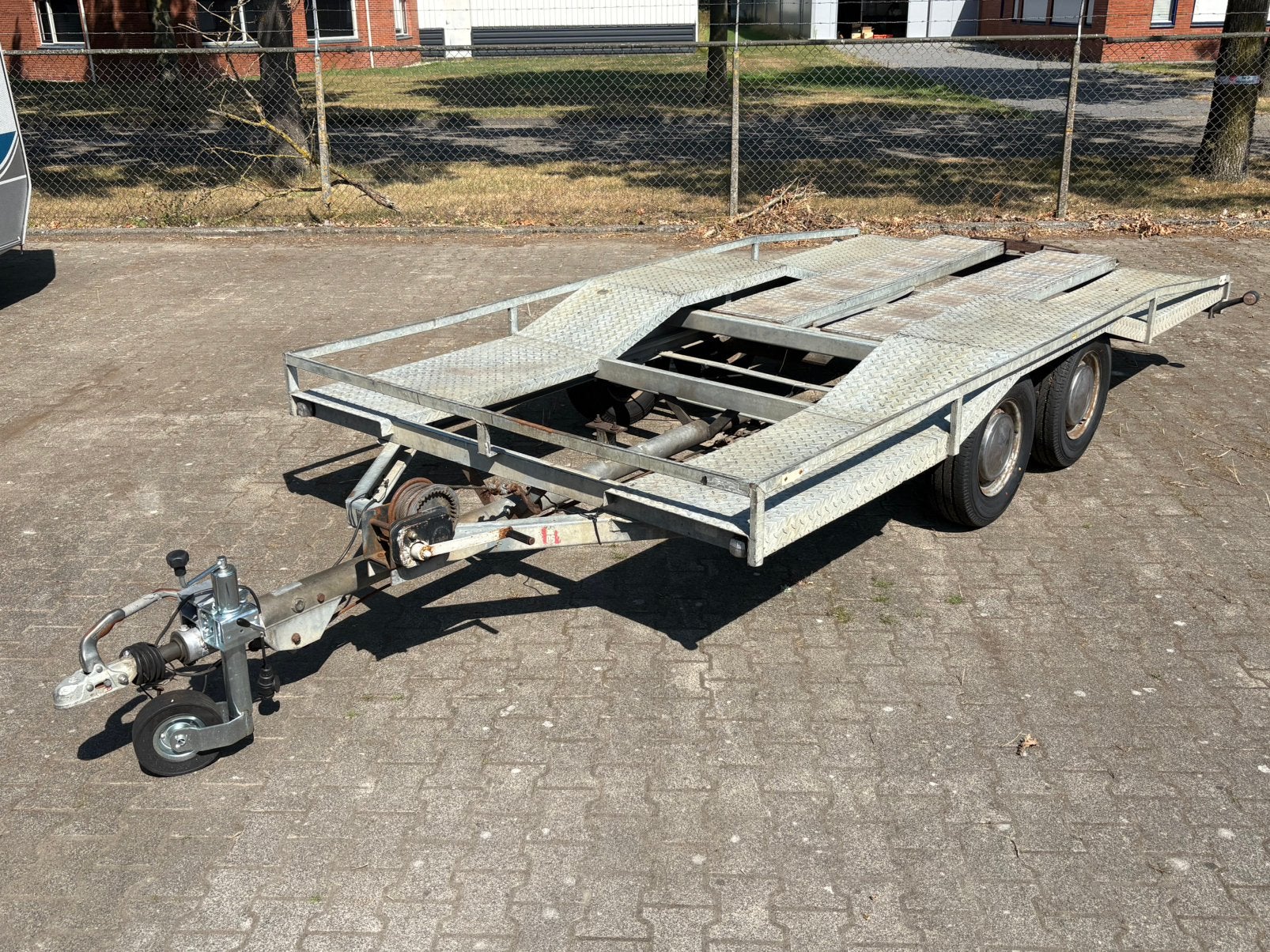 Barents autotransporter 2T, Ophalen, Zo goed als nieuw