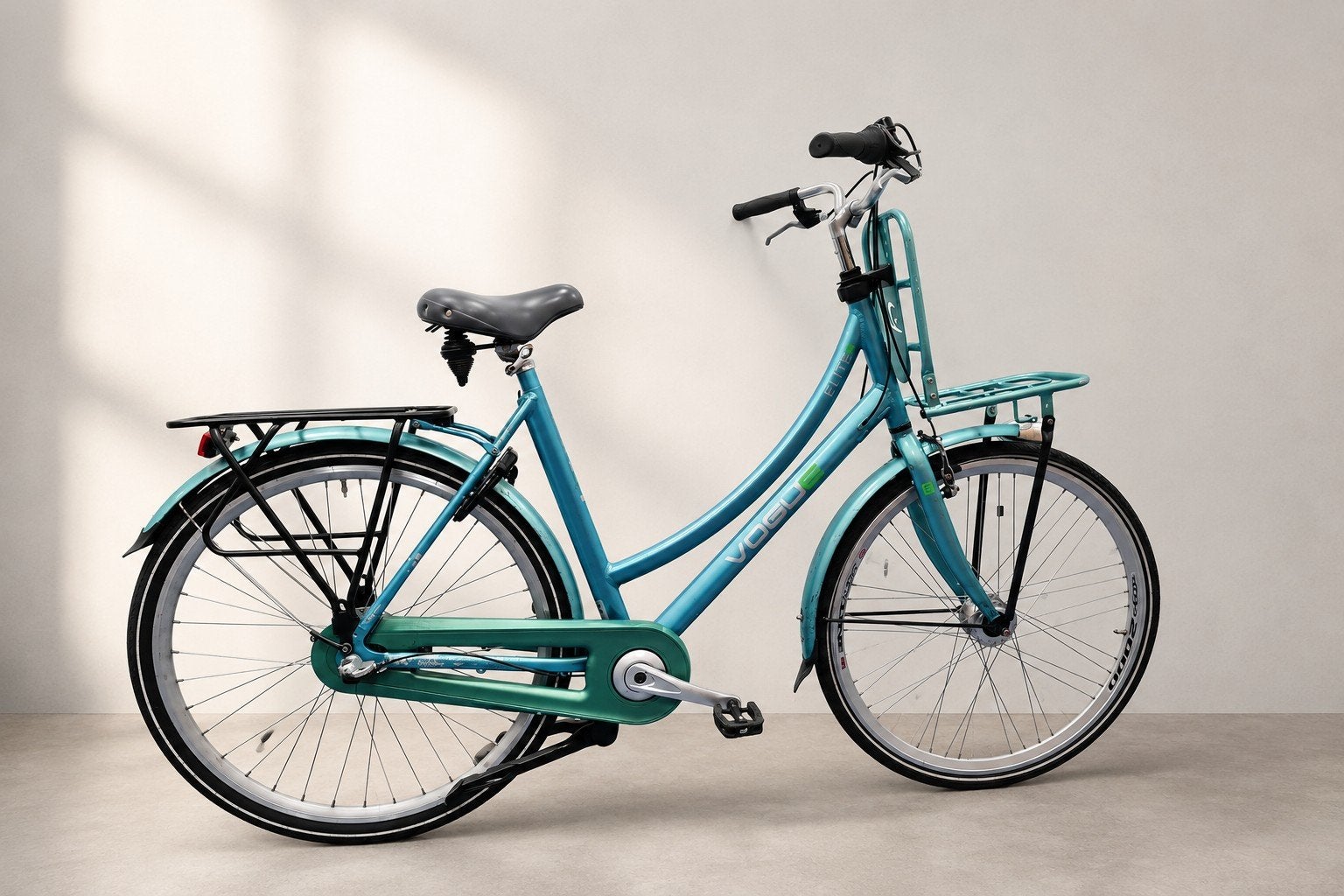 Vogue Elite i.g.s  Factuur en garantie  framemaat 57cm, Fietsen en Brommers, Fietsen | Dames | Damesfietsen, Ophalen