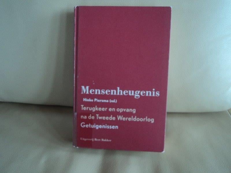 Mensenheugenis. Terugkeer en Opvang Tweede Wereldoorlog, Boeken, Tweede Wereldoorlog, Ophalen of Verzenden, Zo goed als nieuw