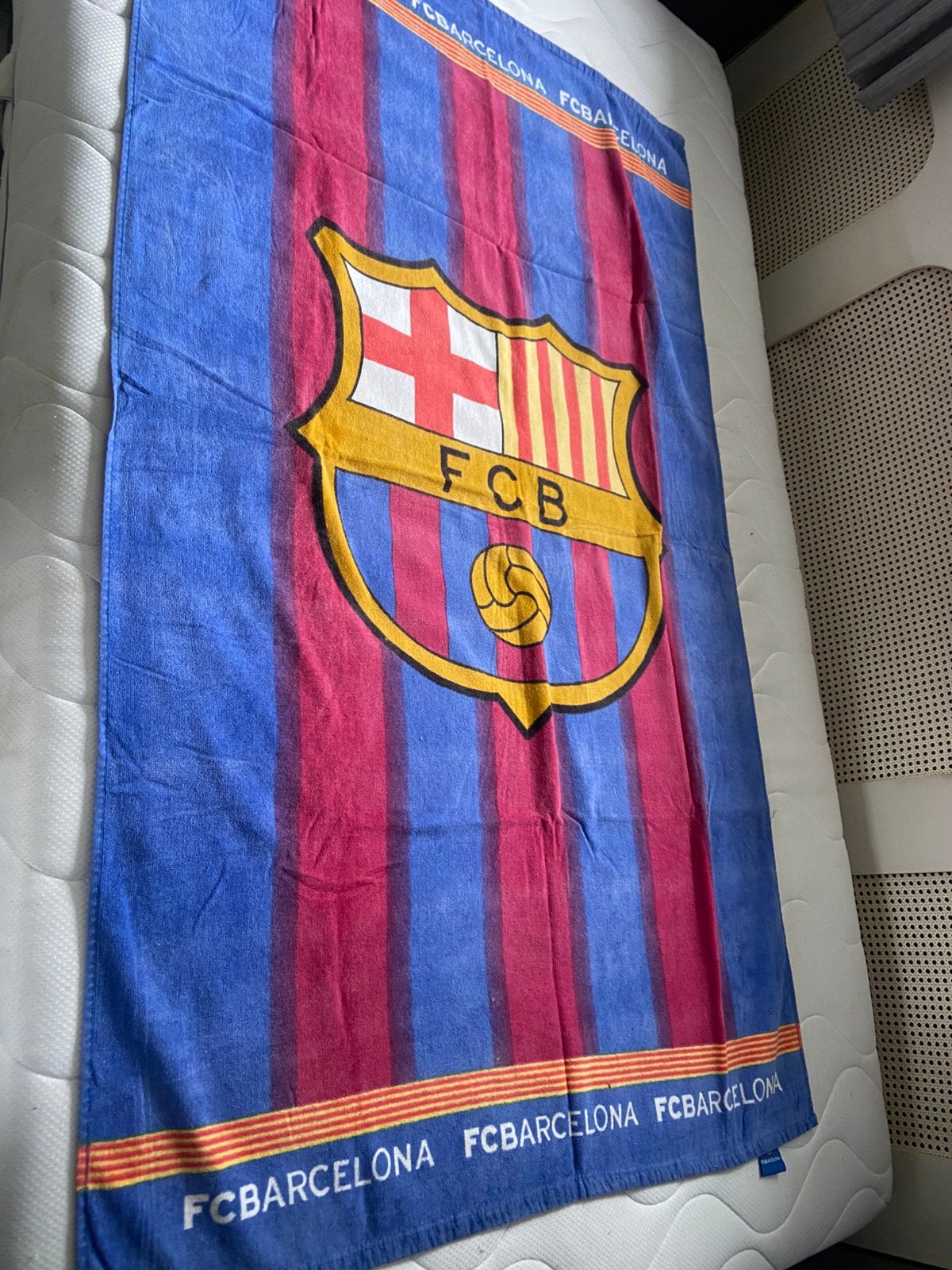 2 strandlakens. FC Barcelona, Ophalen of Verzenden, Gebruikt, Buitenlandse clubs, Overige typen