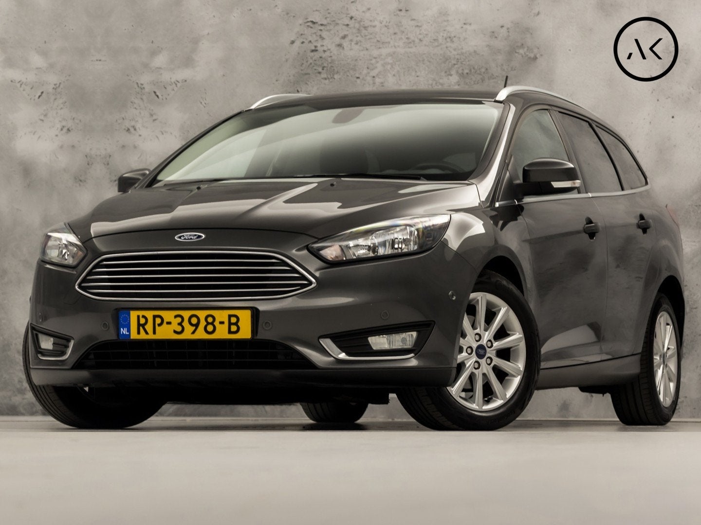 Ford FOCUS Wagon 1.0 Titanium Sport (APPLE CARPLAY, NAVIGATI, Auto's, Gebruikt, Zwart, Origineel Nederlands, Handgeschakeld