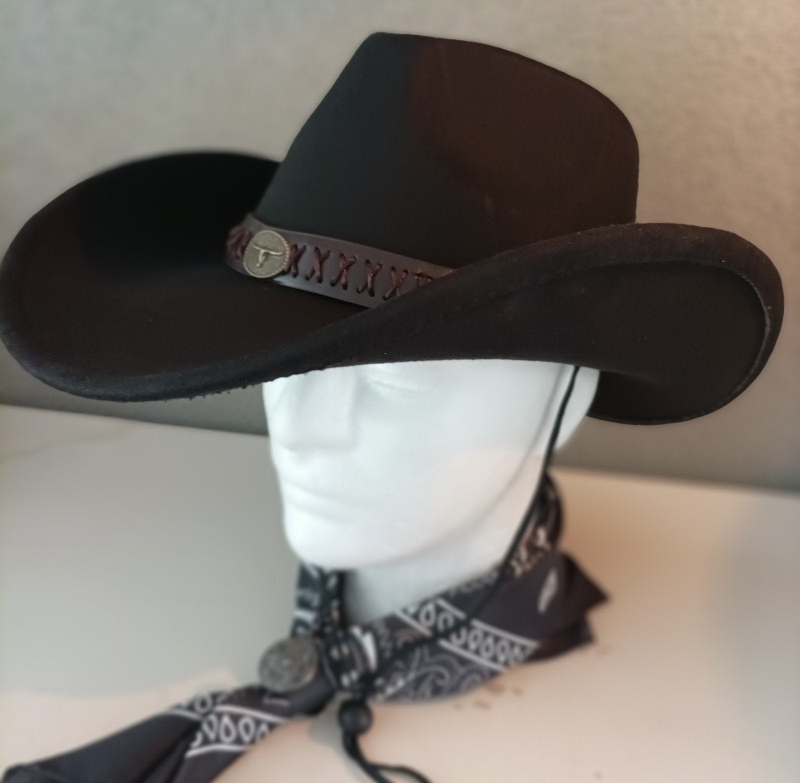 Western - Cowboy hoed. Unisex. Zwart en bruin., Kleding | Dames, Hoeden en Petten, 56 of 57 cm (M, 7 of 7⅛ inch), Hoed, Nieuw