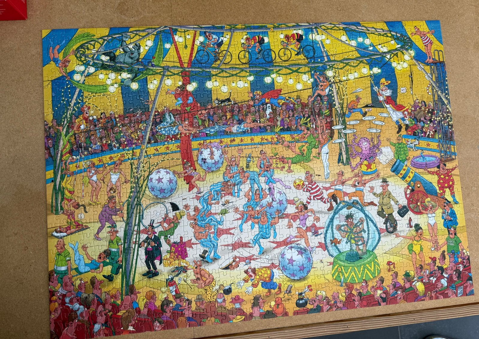 Jan van Haasteren Comic Puzzle - Acrobat Circus 1000 stukjes, Hobby en Vrije tijd, Ophalen of Verzenden, Zo goed als nieuw