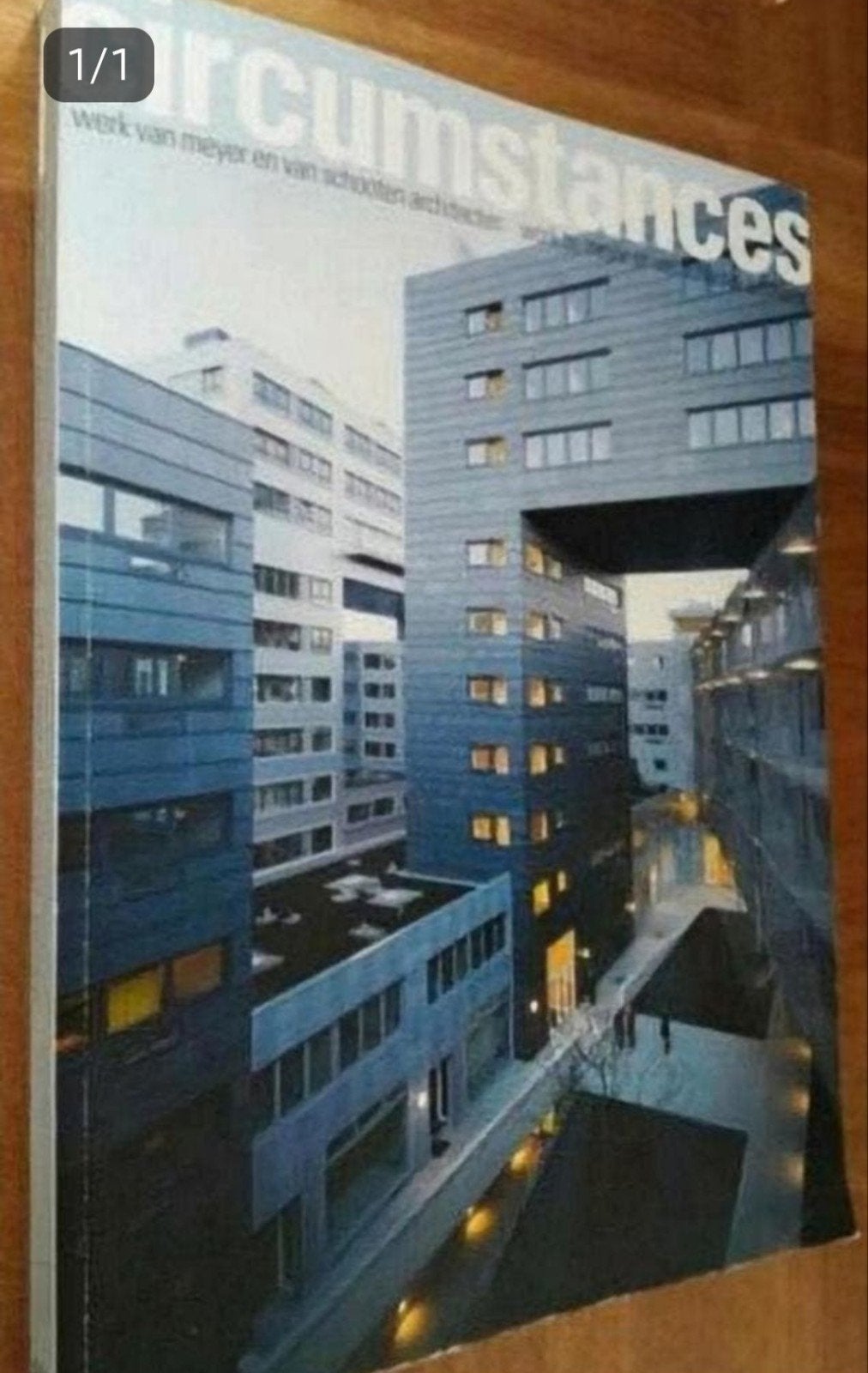 CIRCUMSTANCES MVSA Architecten. Nederlands/Engels, Ophalen of Verzenden, Zo goed als nieuw, Architecten