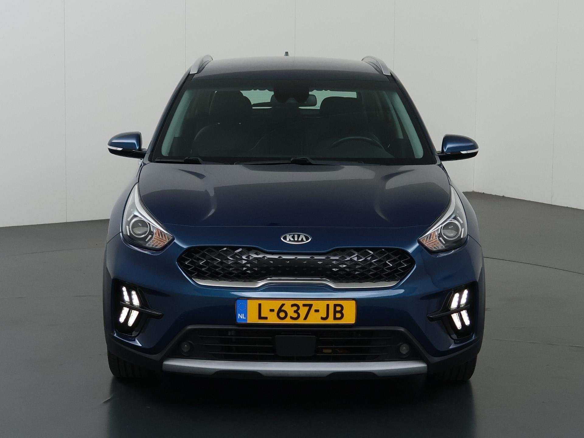 Foto 3 van Kia Niro 1.6 GDi Hybrid DynamicLine | Adaptieve Cruise Contr