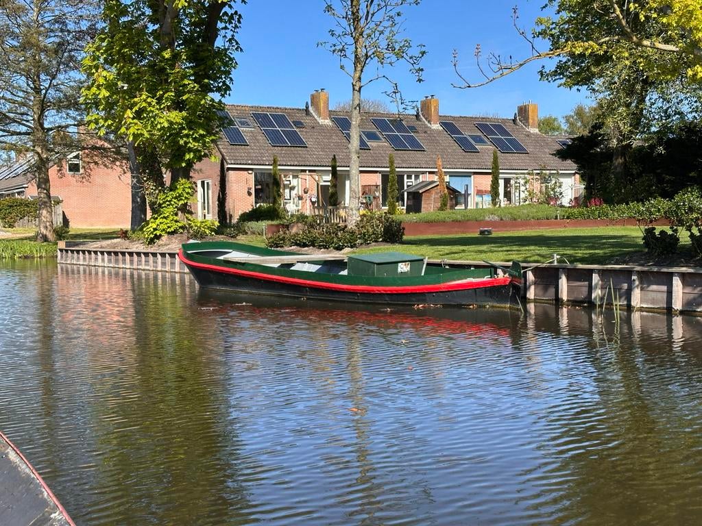 Traditionele Koolvlet punter, perfect voor de grachten, Watersport en Boten, Ophalen, Gebruikt, Staal, Binnenboordmotor
