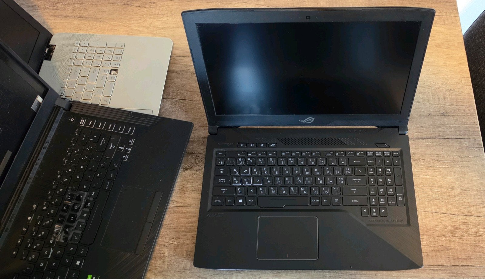 Asus, Ophalen