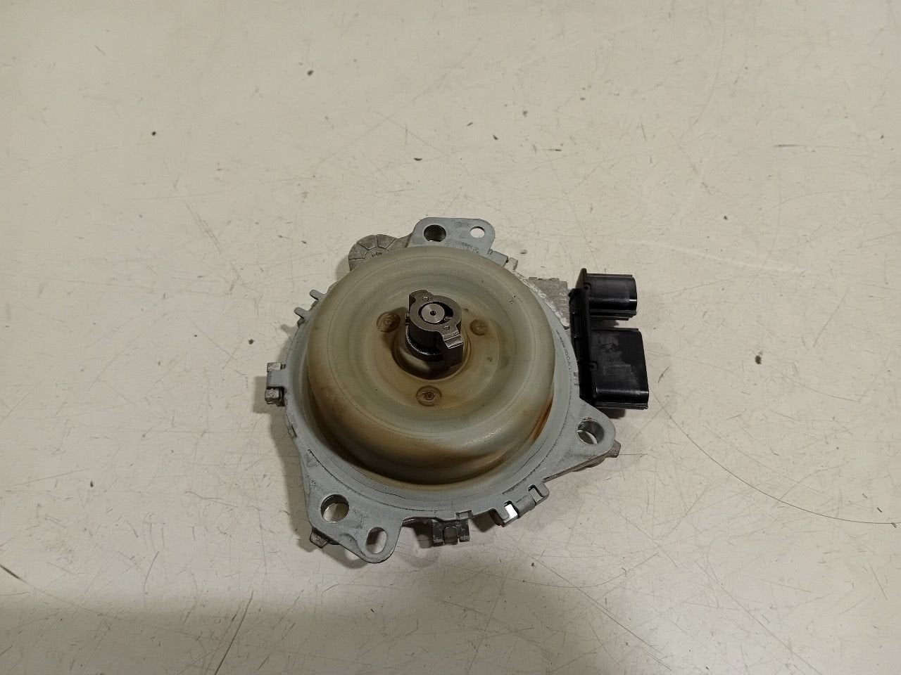 Nokkenas versteller Mazda CX-5, Onderdelen@venauto.nl, Van der Ven Autorecycling B.V., Gebruikt, Ettenseweg 76, 4706 PB Roosendaal, The Netherlands