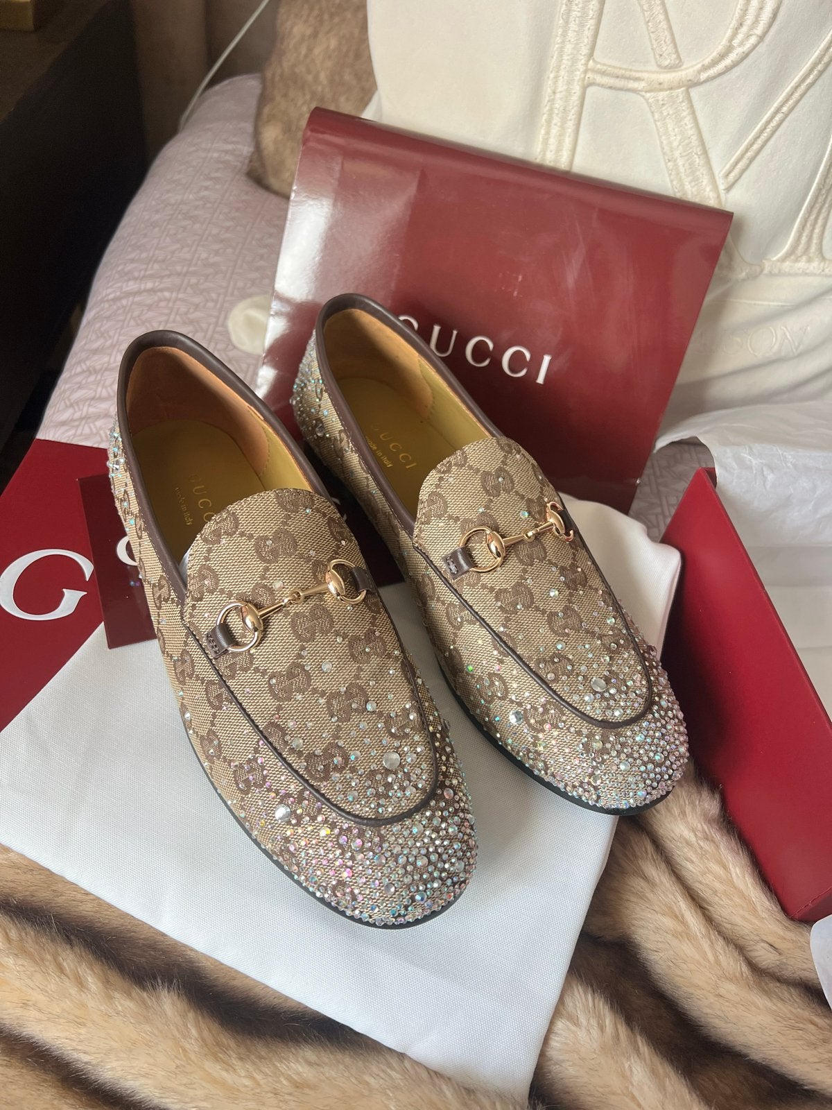 Nieuwe Gucci Loafers met Kristallen - Maat 41, Ophalen of Verzenden, Nieuw, Instappers