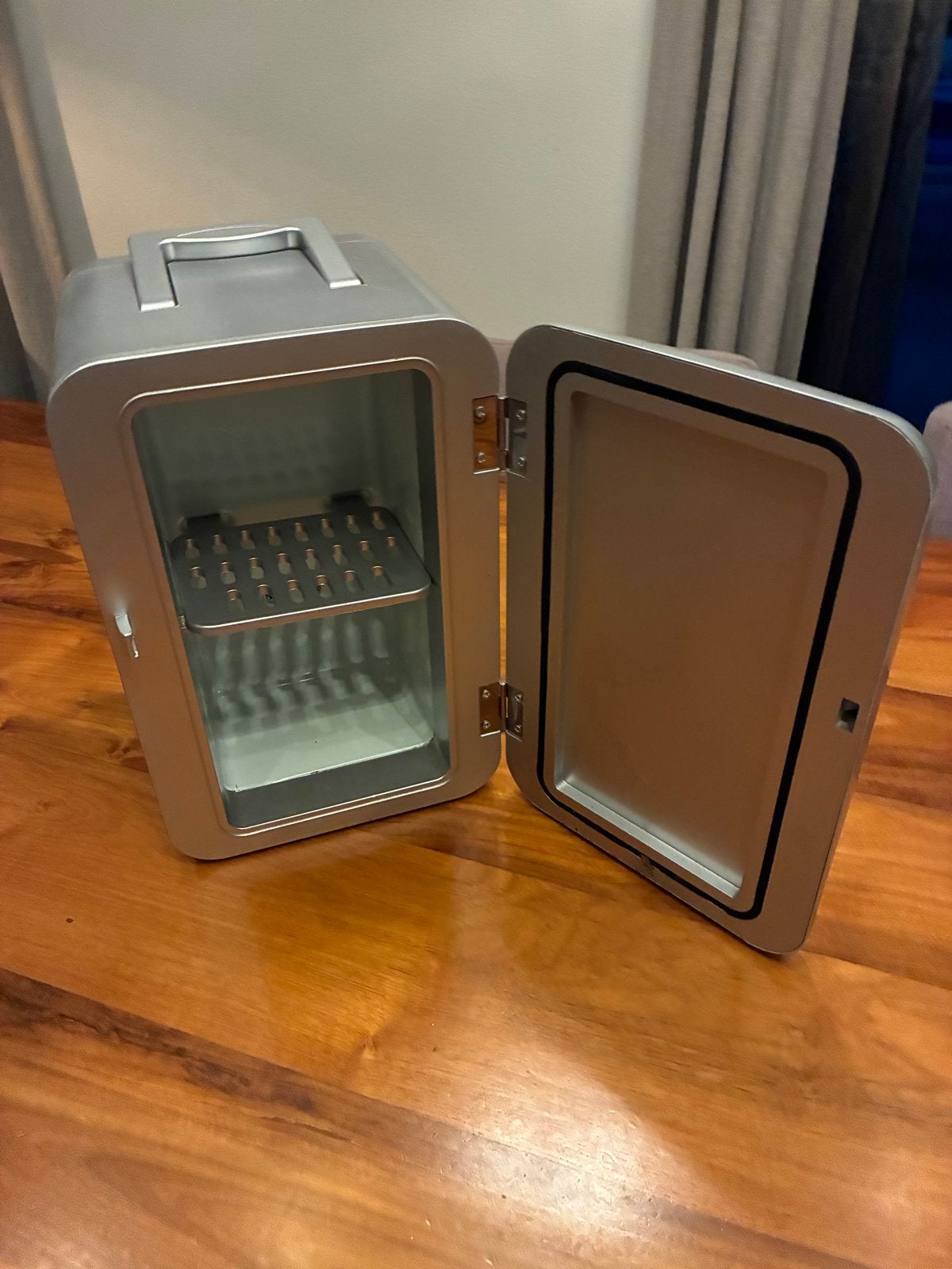 Ardes mini koelkastje - perfect voor drankjes en cosmetica, Zonder vriesvak, Ophalen of Verzenden, Minder dan 45 cm, Minder dan 85 cm