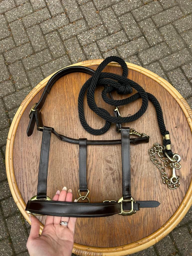 Leren Halster en touw, Dieren en Toebehoren, Paarden en Pony's | Hoofdstellen en Tuigage, Ophalen of Verzenden, Zo goed als nieuw