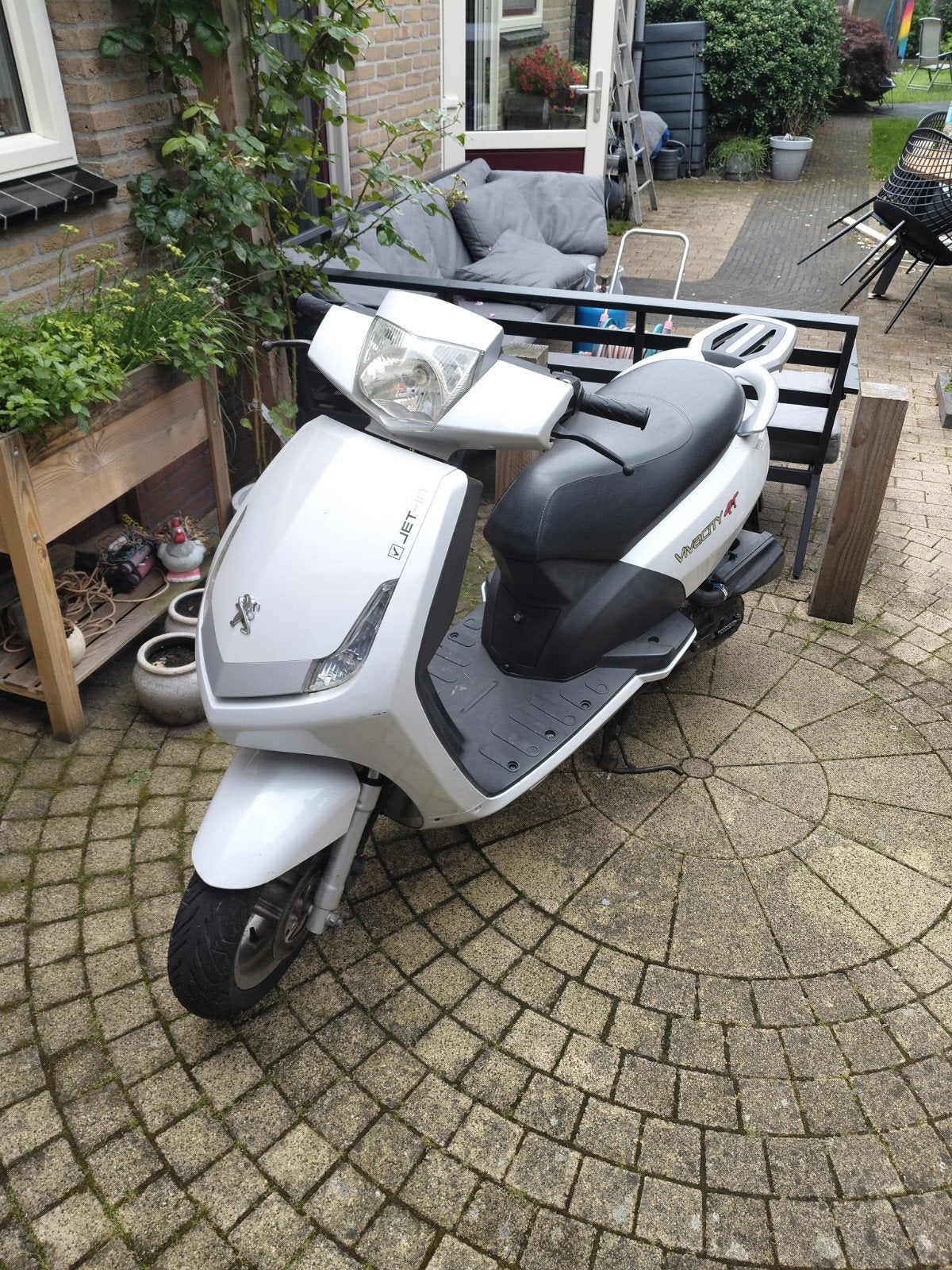 Peugeot Vivacity scooter 4t -Silver/Parelmoer?, Ophalen, Gebruikt, Maximaal 25 km/u, Overige modellen