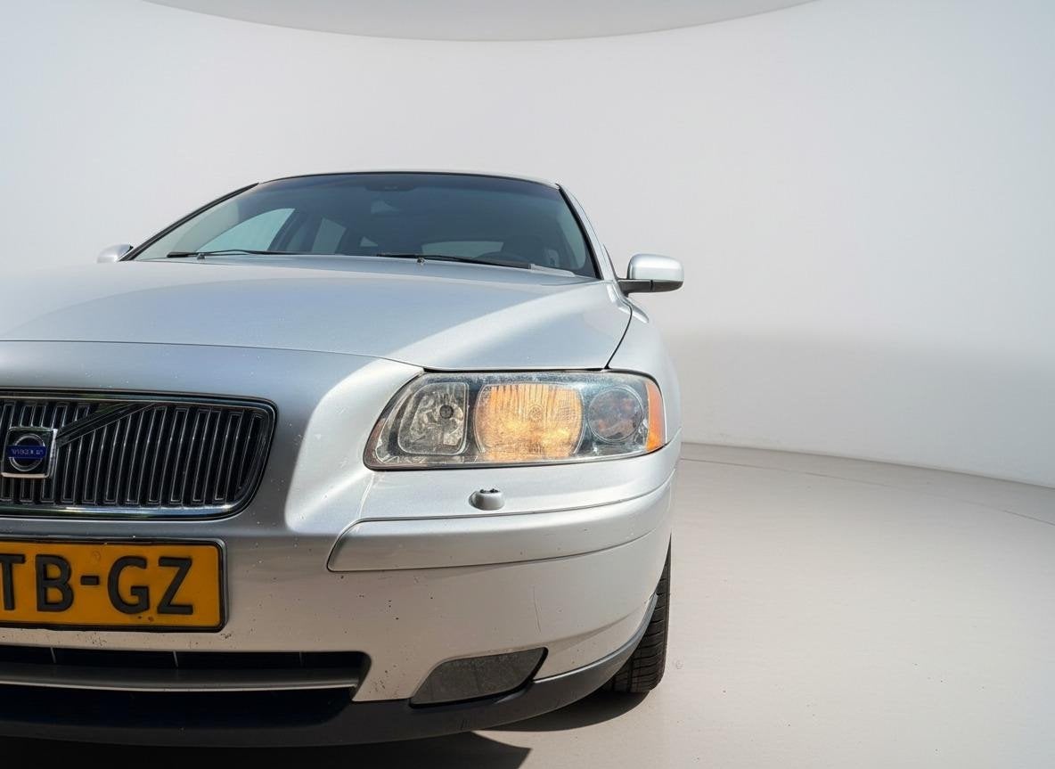 Volvo V70 2.4 Edition II, Auto's, Voorwielaandrijving, Zwart, 1470 kg, Zilver of Grijs