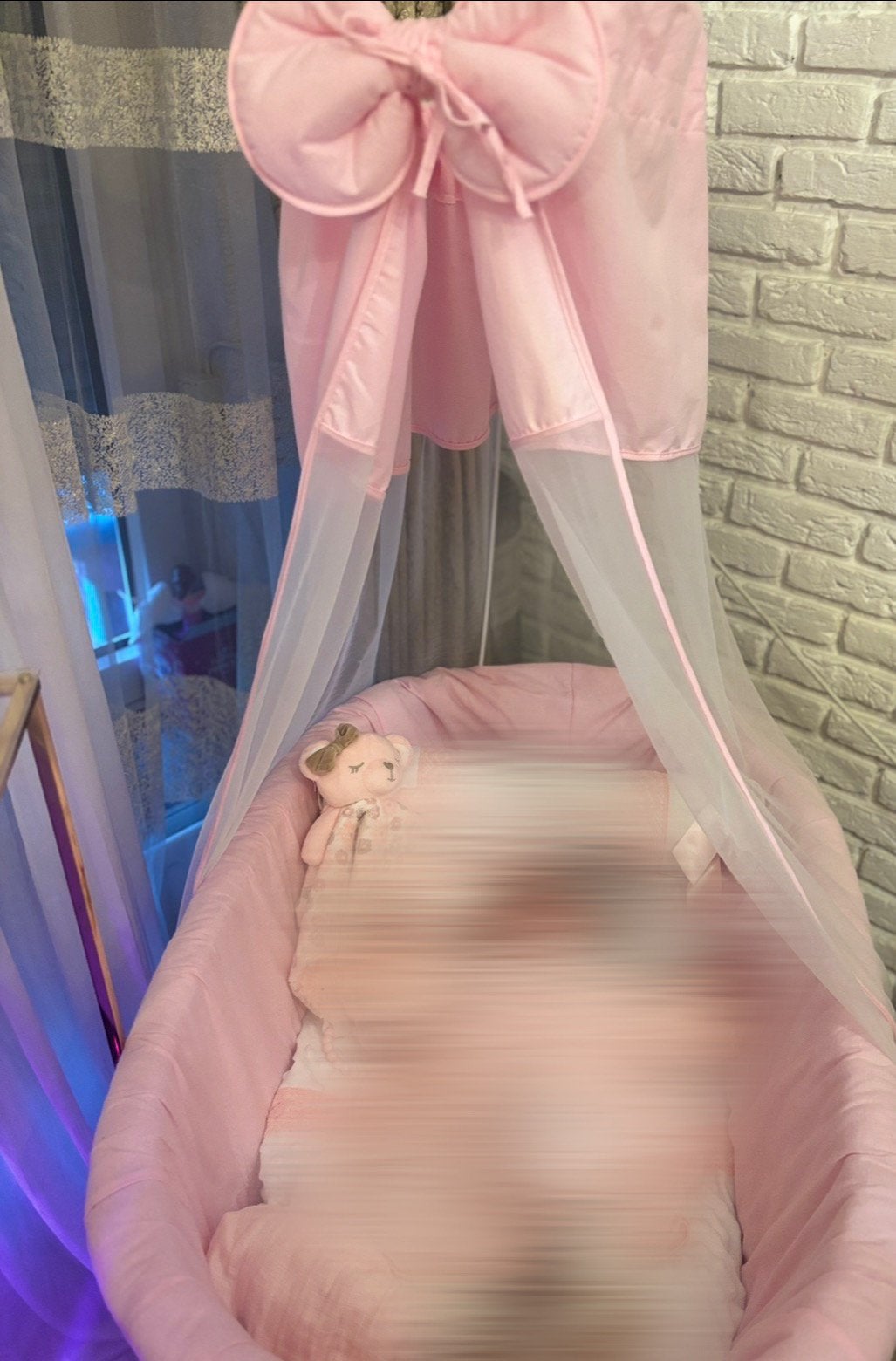 Roze baby wieg, Ophalen of Verzenden, Zo goed als nieuw, Wieg