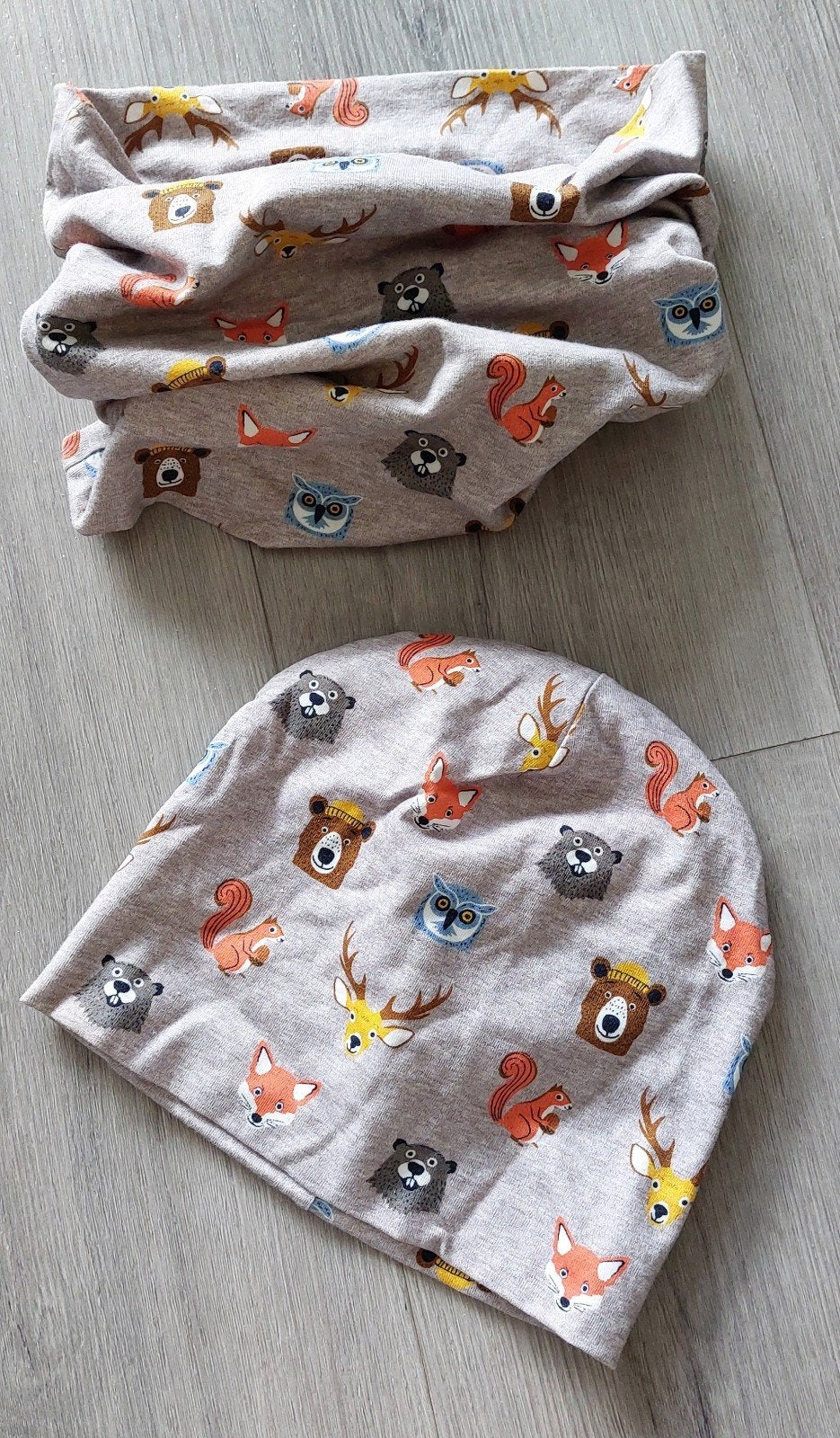 muts en colletje met herfstprint, Ophalen of Verzenden