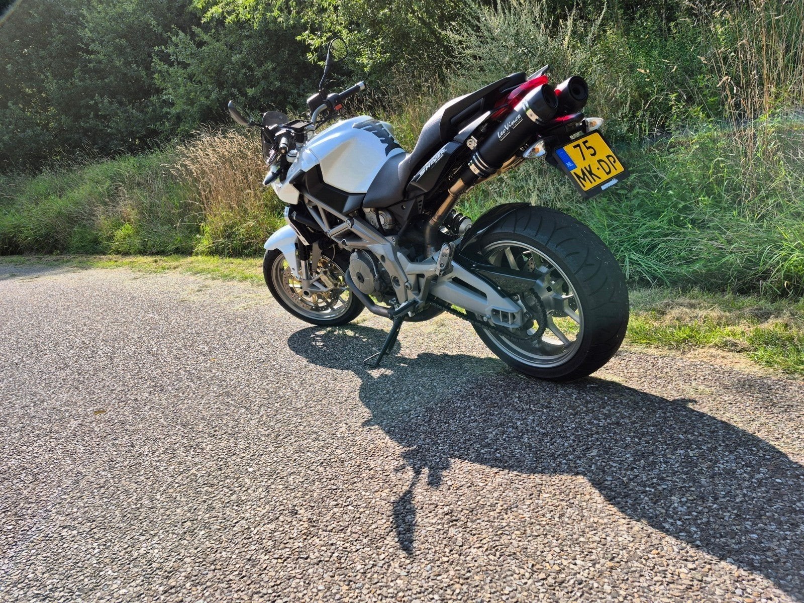 Aprilia Shiver 750 - Naked Bike, Motoren, Motoren | Aprilia, 2 cilinders, Gebruikt, Particulier, Meer dan 35 kW