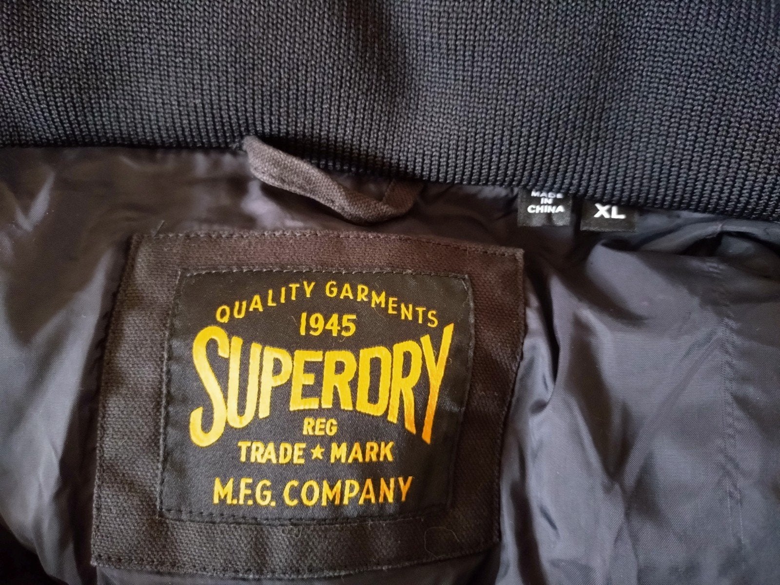 Heren winterjas Superdry maat xl, Kleding | Heren, Jassen | Winter, Ophalen of Verzenden, Nieuw, Maat 56/58 (XL), Zwart
