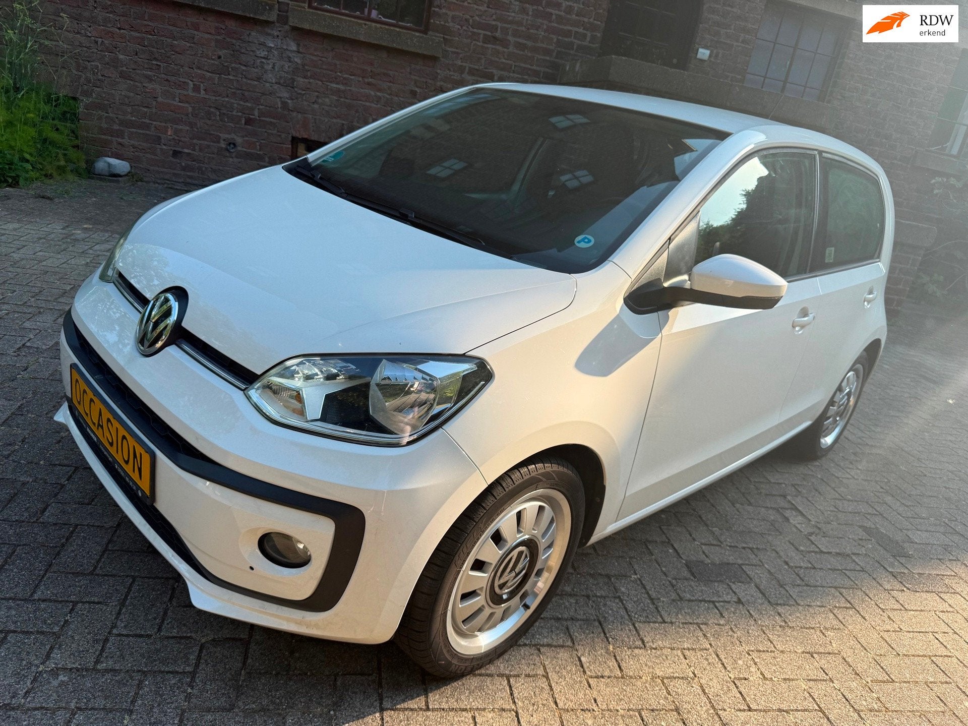 Volkswagen Up! 1.0 BMT move up! Nette Uitvoering Pre Facelif, Voorwielaandrijving, Gebruikt, Up!, Wit
