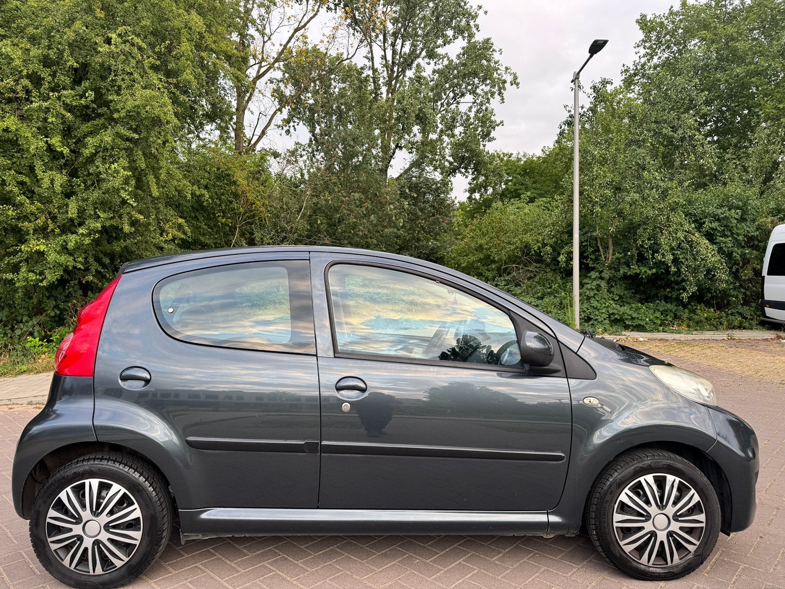 Peugeot 107 |1.0| 2009 |5DEURS | AİRCO | E-RAMEN | NİEUW APK, Voorwielaandrijving, 4 stoelen, 68 pk, Handgeschakeld