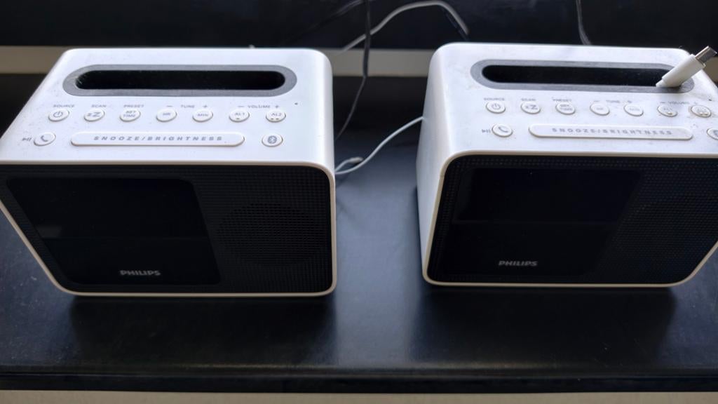 Philips AJ3200D/12 Wekkerradio met oplaadfunctie, Ophalen of Verzenden, Zo goed als nieuw, Radio