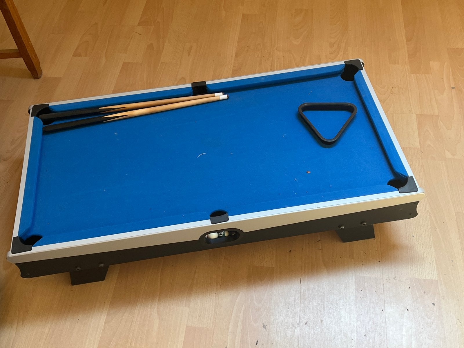 Compacte kinder Pooltafel met Accessoires, Ophalen, Gebruikt, Pooltafel