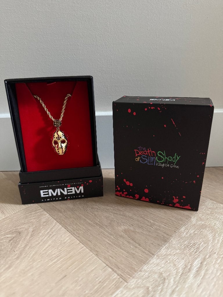 Eminem - TDOSS Hockey Mask Pendant & Chain - Gold - 24 Inch, Ophalen, Nieuw, Gebruiksvoorwerp