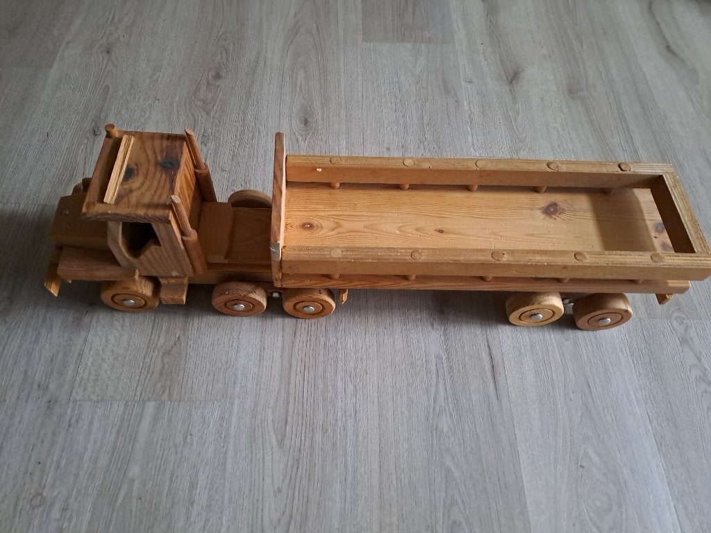 Grote  houten auto., Ophalen of Verzenden, Nieuw, Overige typen