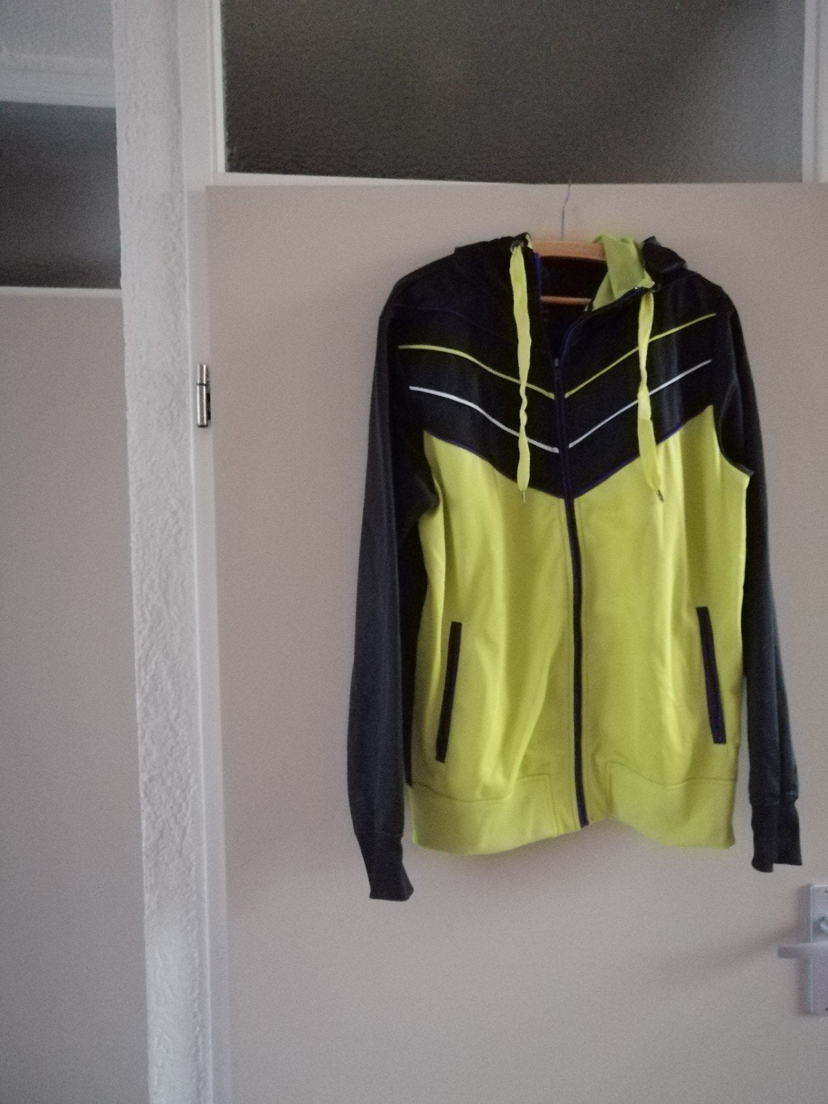 vest, Verzenden, Zo goed als nieuw
