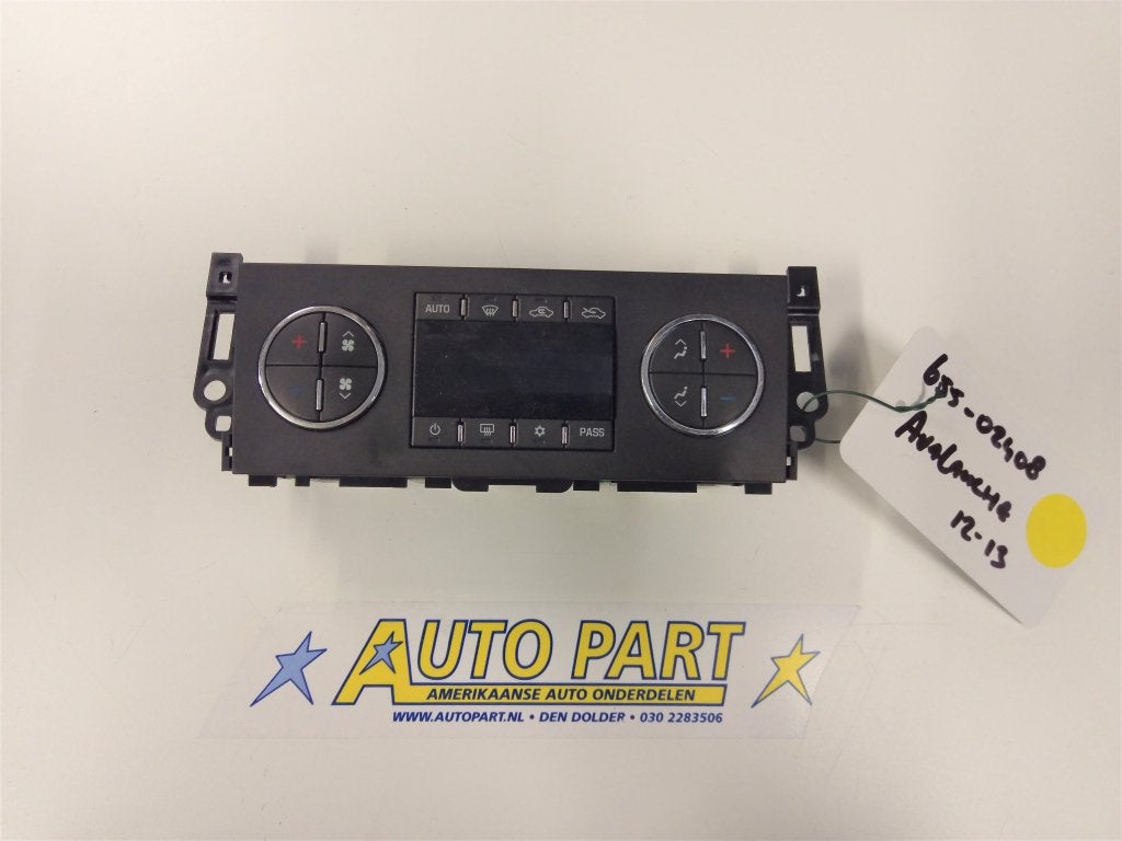 Chevrolet Avalanche kachelbediening 2012-2013, Gebruikt, Info@gm.com, Chevrolet, Ophalen of Verzenden