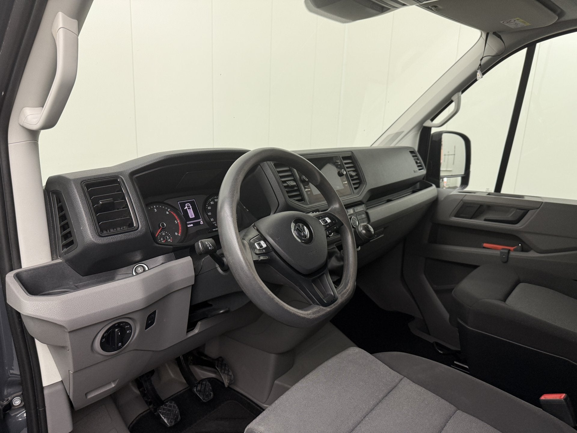 Volkswagen Crafter 2.0TDI 140PK L3H3 Highline | Navigatie |, Voorwielaandrijving, Dealer onderhouden, Stof, Gebruikt