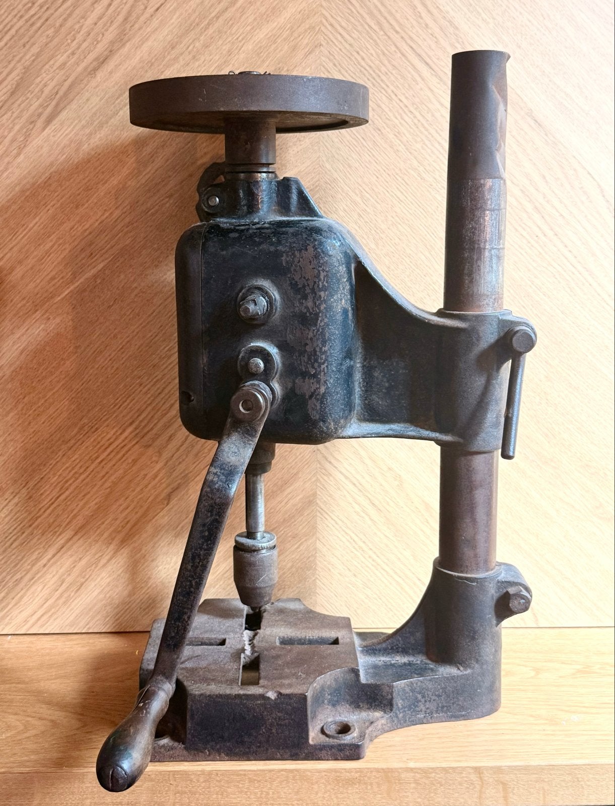Vintage handboor - Antieke boormachine, Antiek en Kunst, Ophalen of Verzenden