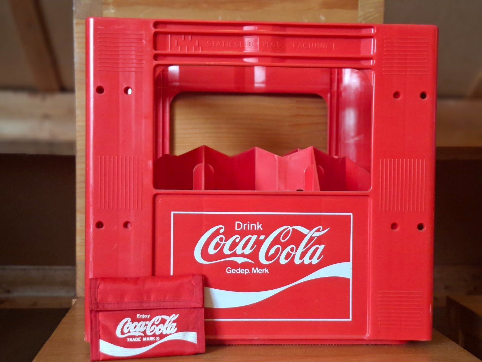 Coca Cola krat en portemonnee - Vintage verzamelobjecten, Ophalen