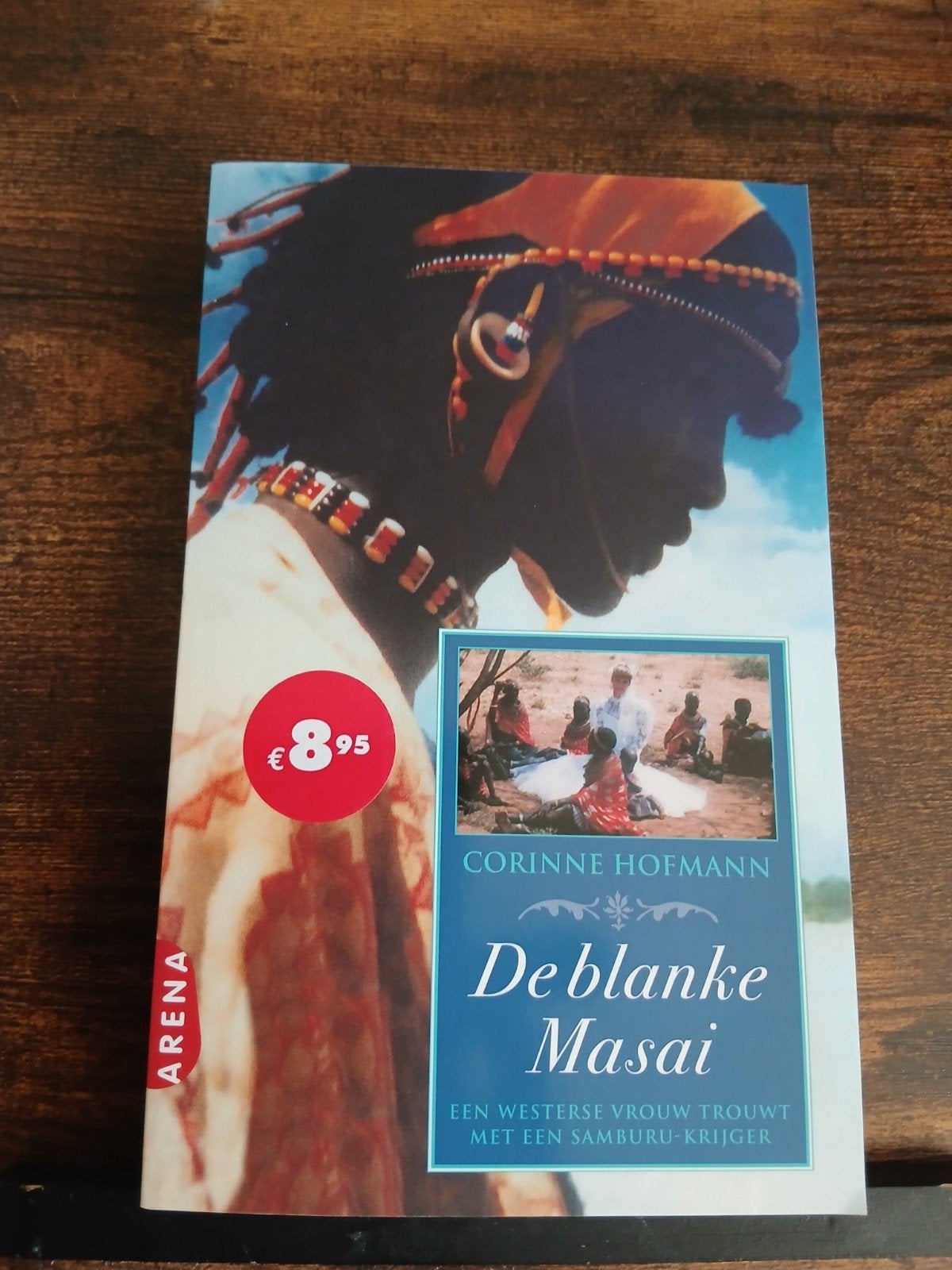 De blanke Masai - Corinne Hofmann (Boek), Gelezen, Europa overig, Corinne Hofmann, Ophalen of Verzenden