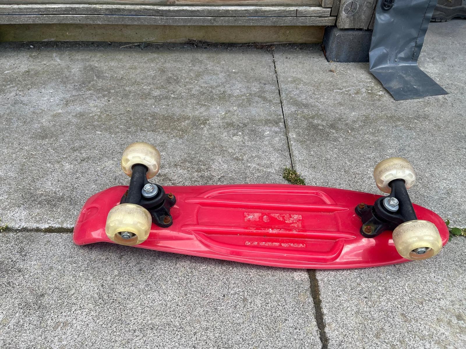 Rood Skateboard - Gebruikt, Ophalen, Gebruikt, Skateboard