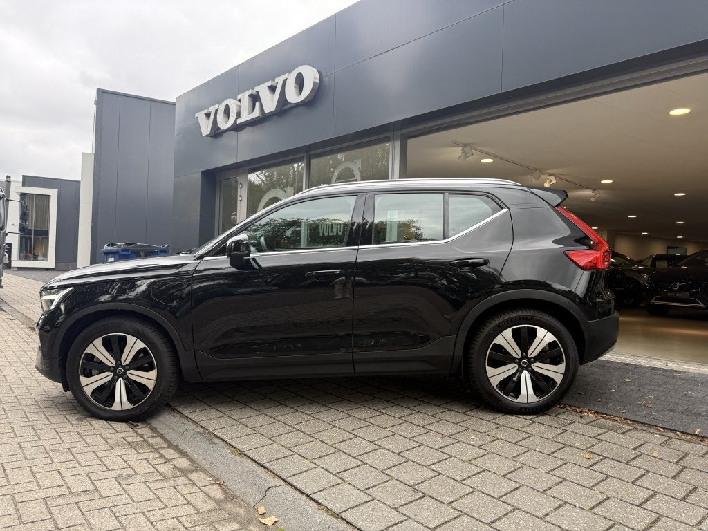 Volvo XC40 T5 Ultimate Bright | 360-Camera | Schuif/-Kantel, 1712 kg, Zwart, Plug-in hybride, Bedrijf